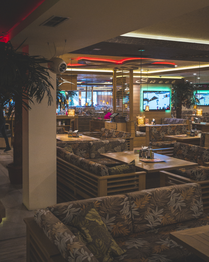 Sweet & Bar And Grill