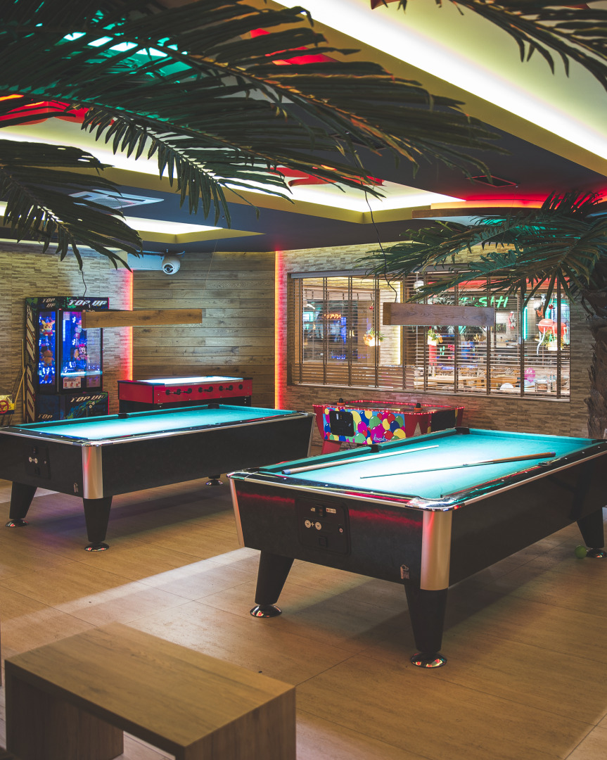 Sweet & Bar And Grill